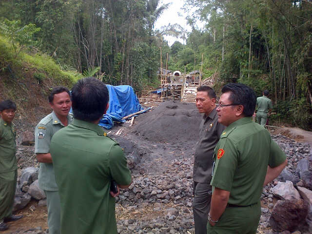 Walikota Tinjau Pelaksanaan Proyek Tahun 2013